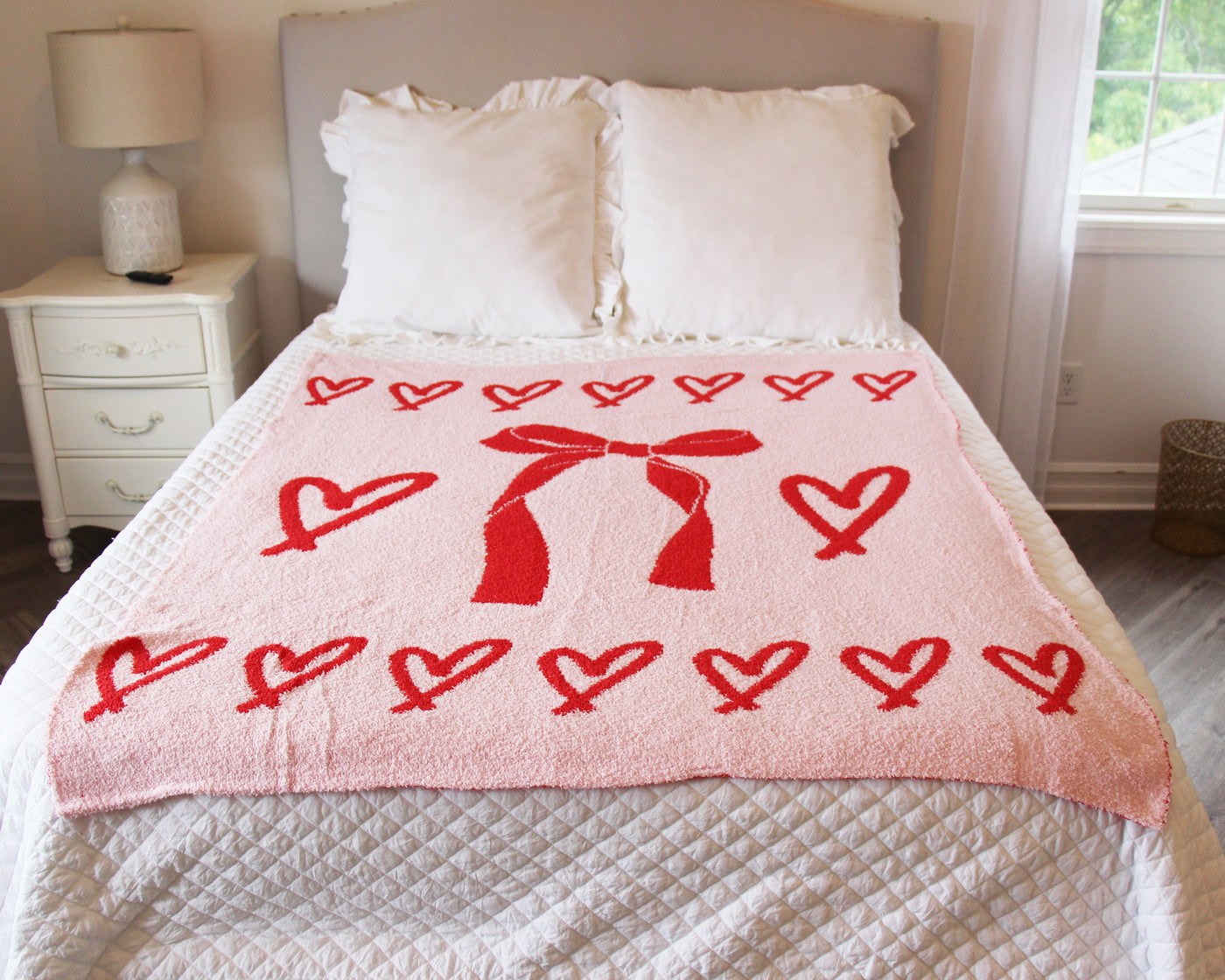 Bow-Tastic Gianna Cozy Blankets Cupids Bows