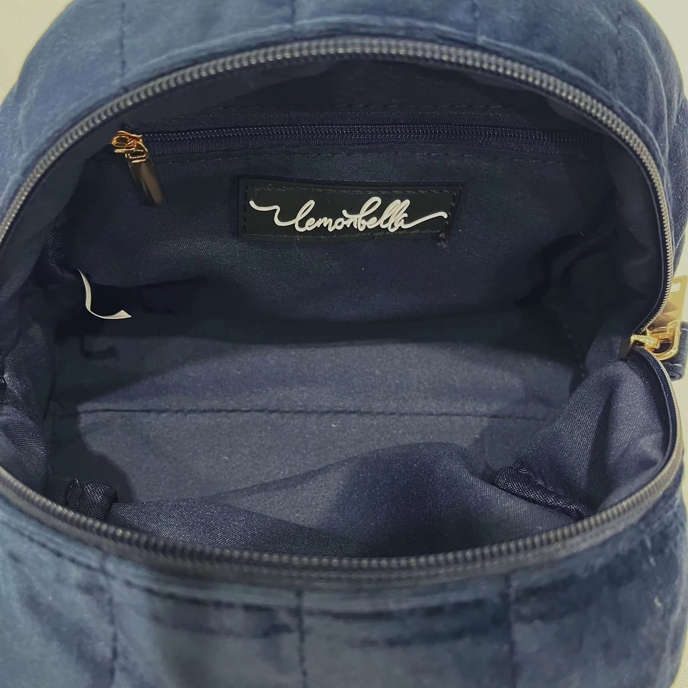 Irene Cosmetic Puffer Bag Velvet Sapphire