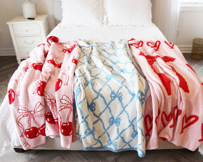 Bow-Tastic Gianna Cozy Blankets Cherry Blossom
